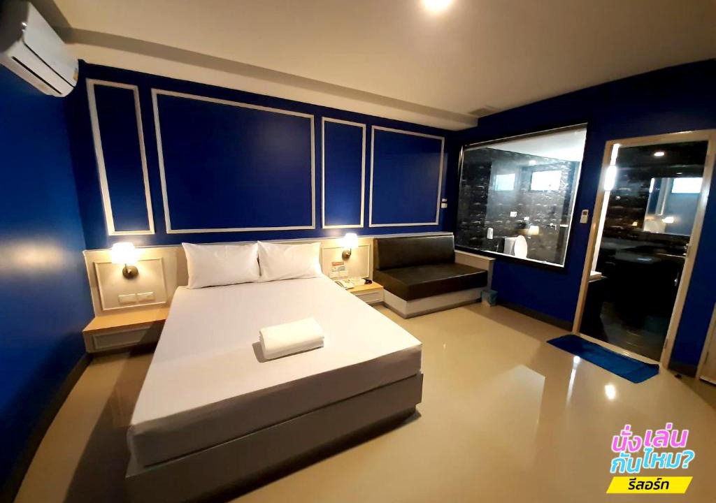 Chonburi Hotel | นั่งเล่นกันไหม รีสอร์ท SHA Plus
