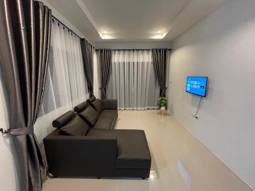 Phibun Mangsahan House | บ้านพูลทรัพย์วิลเลจ POONSUB VILLAGe
