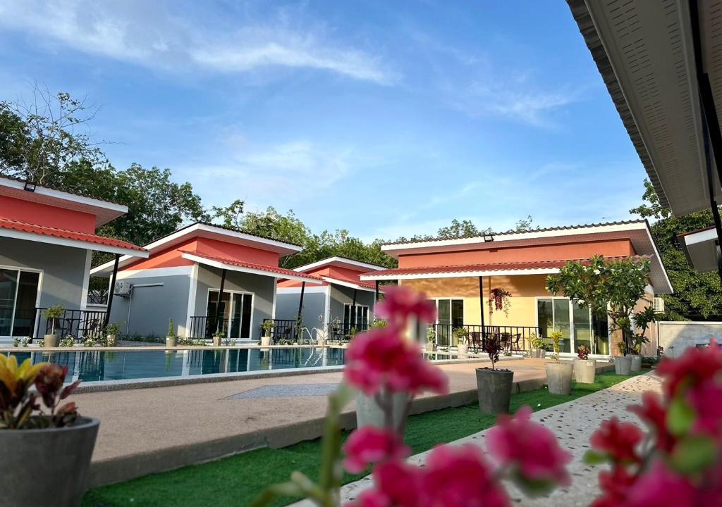 Wichit Hotel | พัชรี รีสอร์ท ภูเก็ต Patcharee Resort Phuket