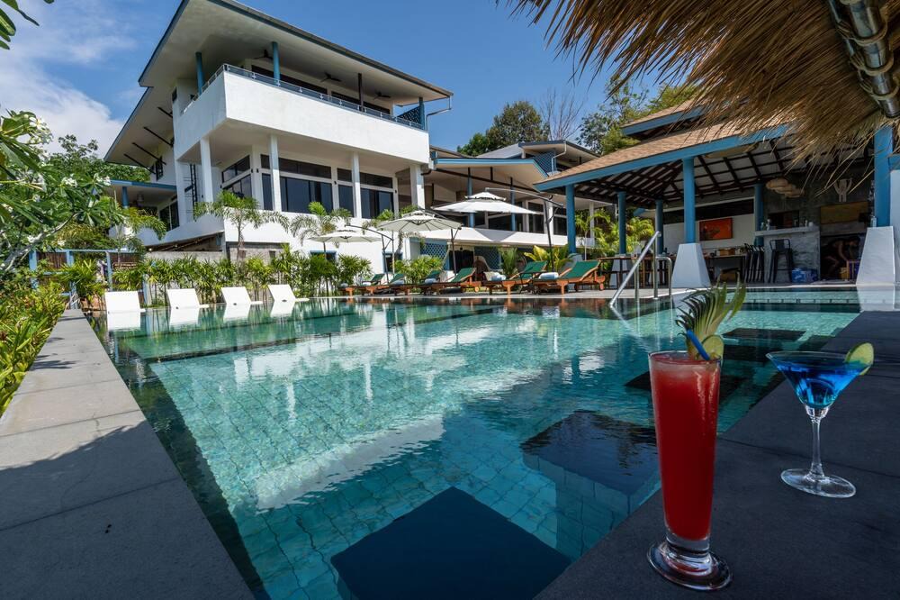 Ko Lanta Apartment | 2 Bedroom penthouse apt. in Long Beach with Seaview