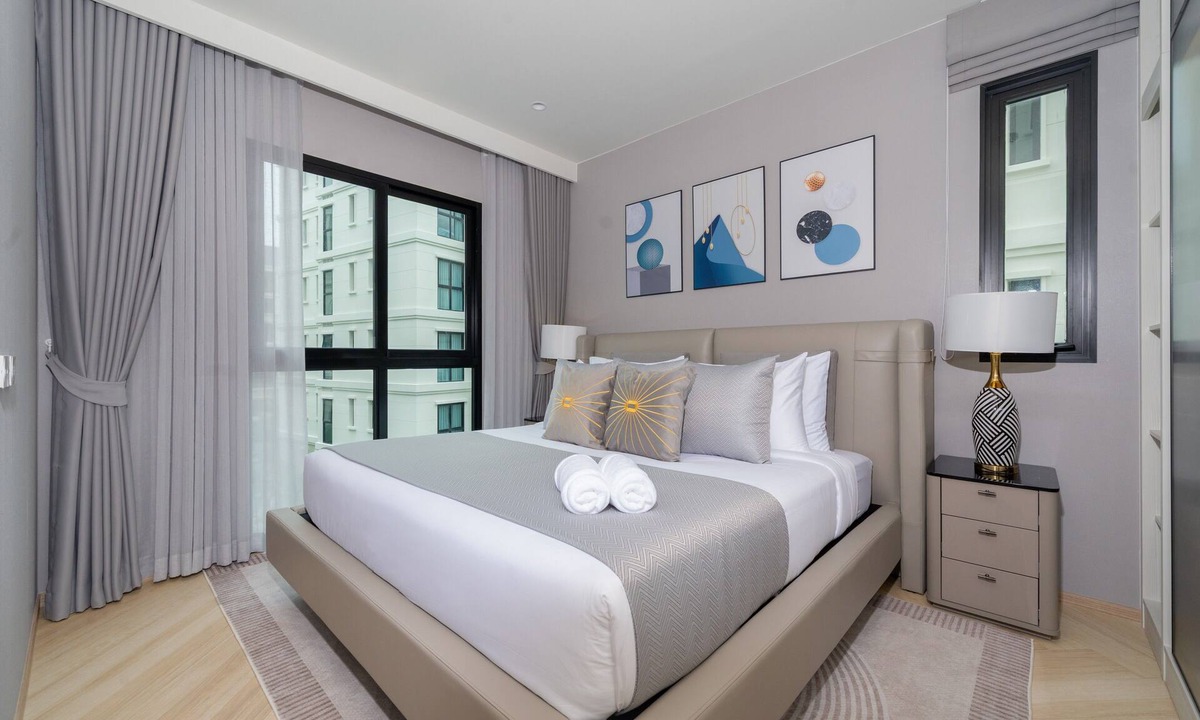 Cherngtalay Apartment | 2 Bedroom Title Legendary apartments in Tambon Choeng Thale