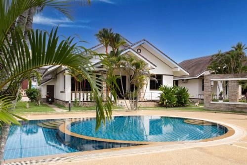 Rayong House | 3 bedroom villa at Safir Village, Ban Phe, Rayong