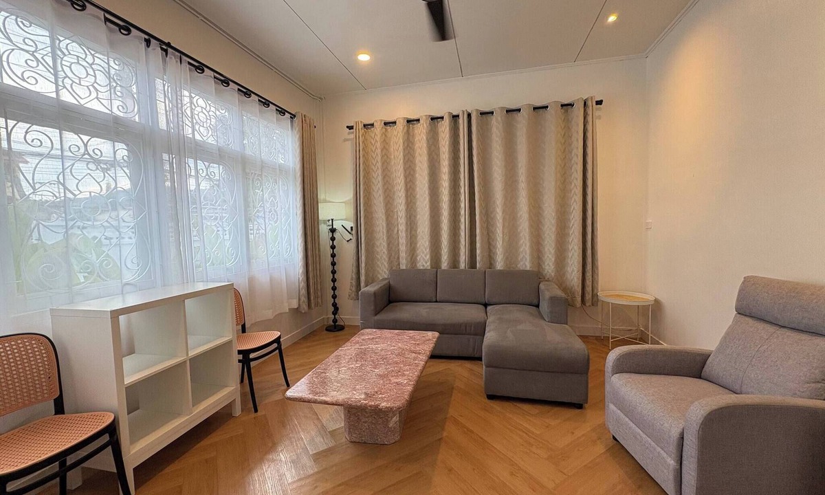 Chalong House | 3BR Family Villa - 1 km to Chalong Pier with WiFi
