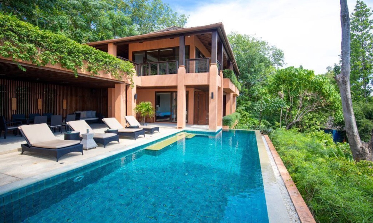 Wichit Villa | 3BR Residence Villa Partial Ocean View - Sri panwa (C22)