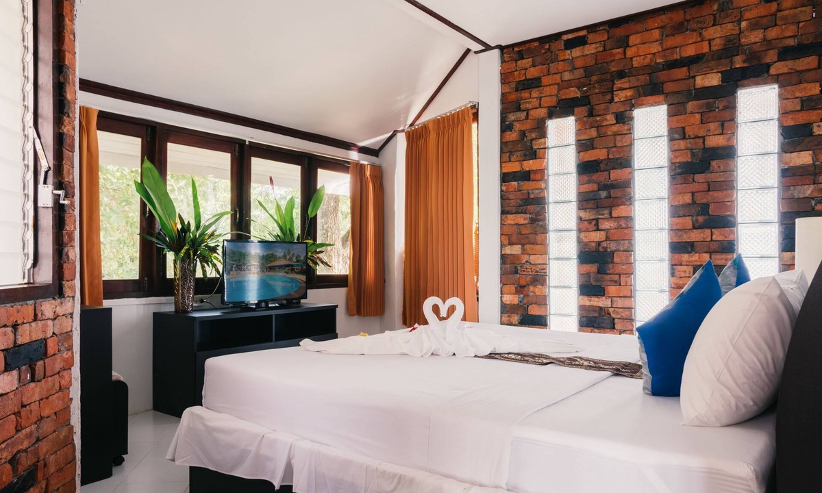 Satun Hotel | Adang Island Resort