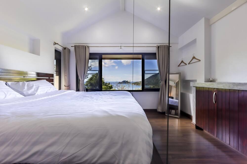 Koh Tao Villa | Amazing 3-Bedroom, Sea View Villa