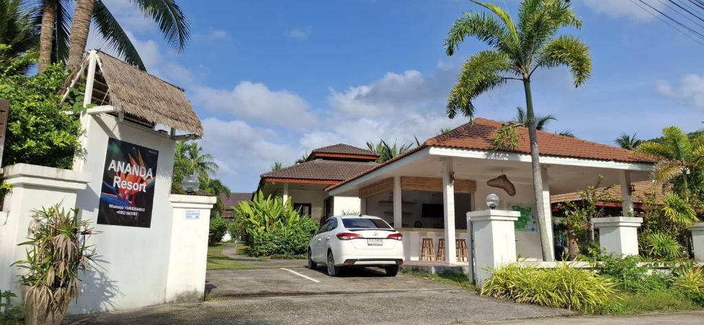 Mae Nam Ski Chalet | Ananda Resort, Villa n 4 in the Thai jungle a Samui