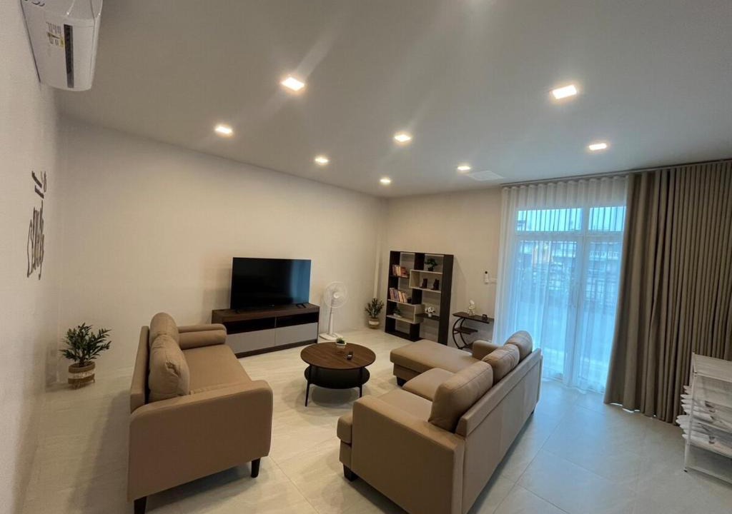 Talat Yai Villa | ApoHouse34 Minimalist townhome near Phuket Old Town