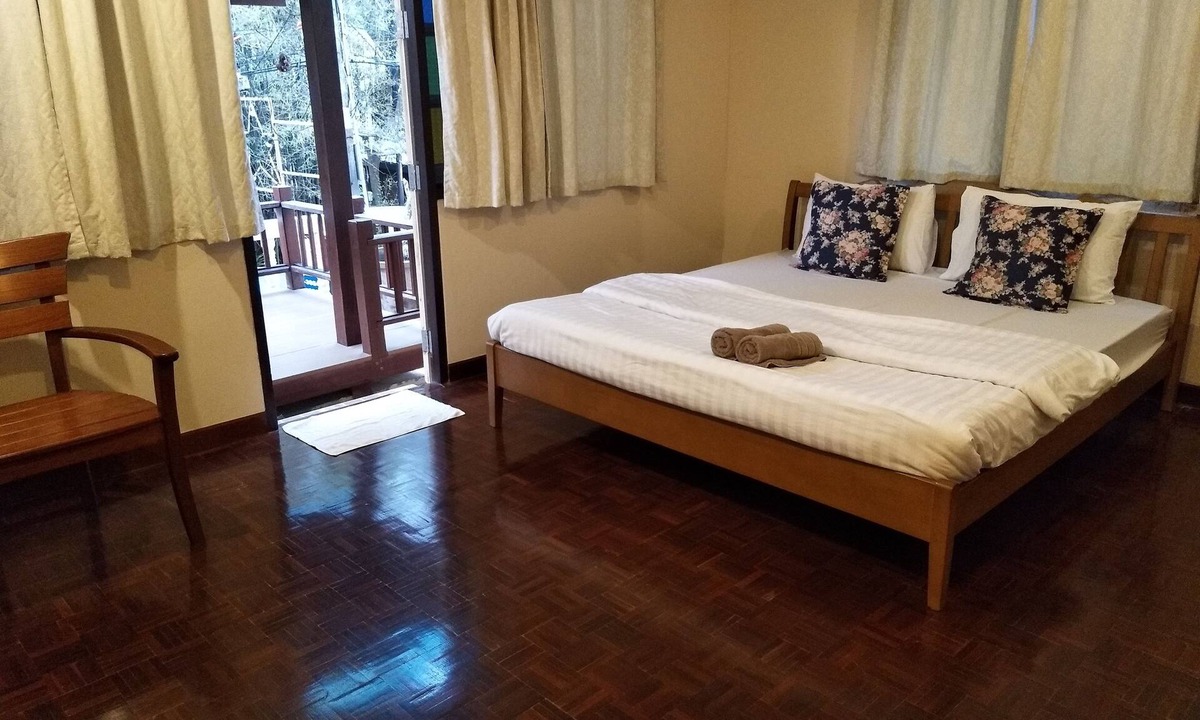 Ban Phe Hotel | Banlomtalay Resort