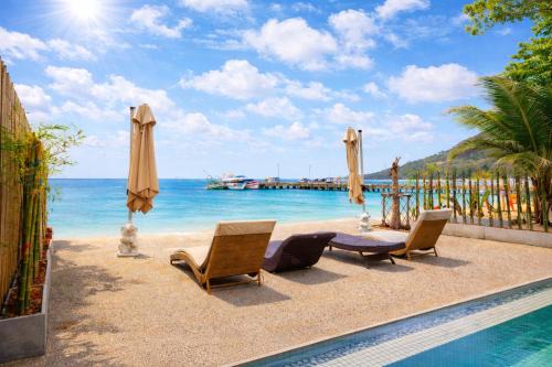 Chaloklum Villa | Beachfront 4BR Villa with Private Pool - Ocean Access