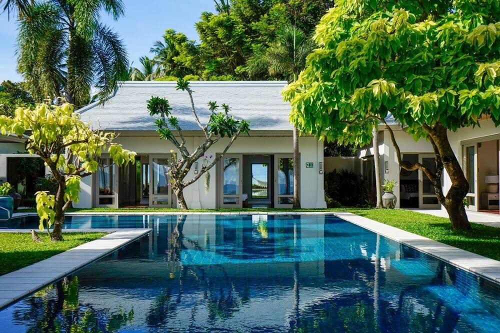 Mae Nam Villa | Beachfront Villa in Boutique Resort (M7)