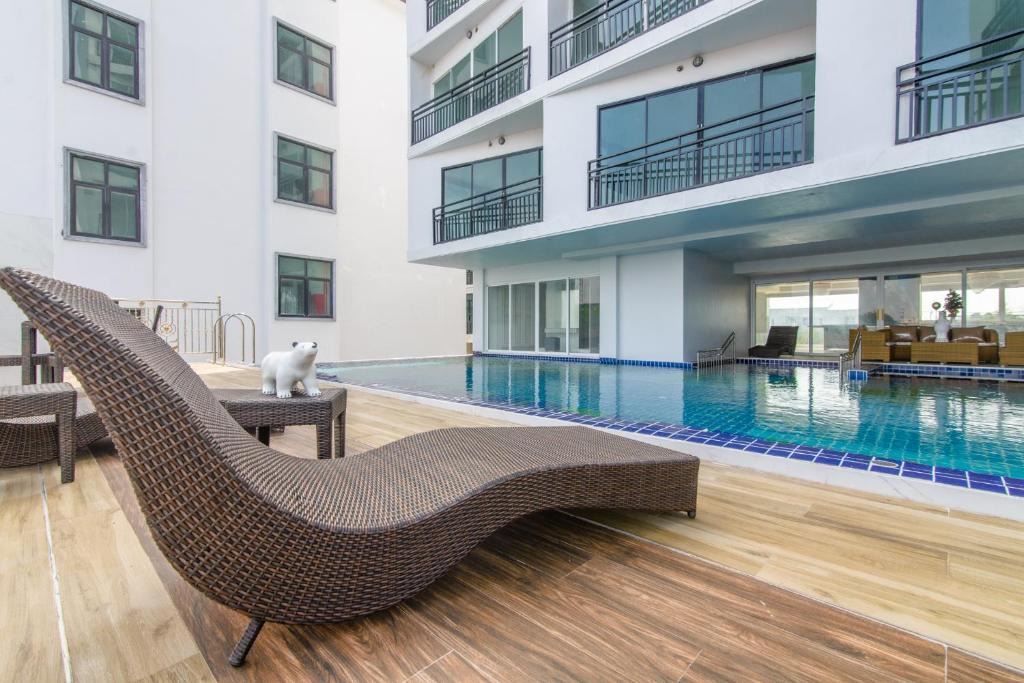 Surat Thani Hotel | Bear & Bird Hotel โรงแรม แบร์ แอนด์ เบิร์ด