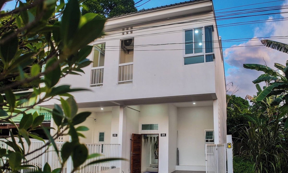 Hat Yai House | Casa La Vida/3BR 10 Mins to Lee Garden Unlimited WiFi With Free NETFLIX