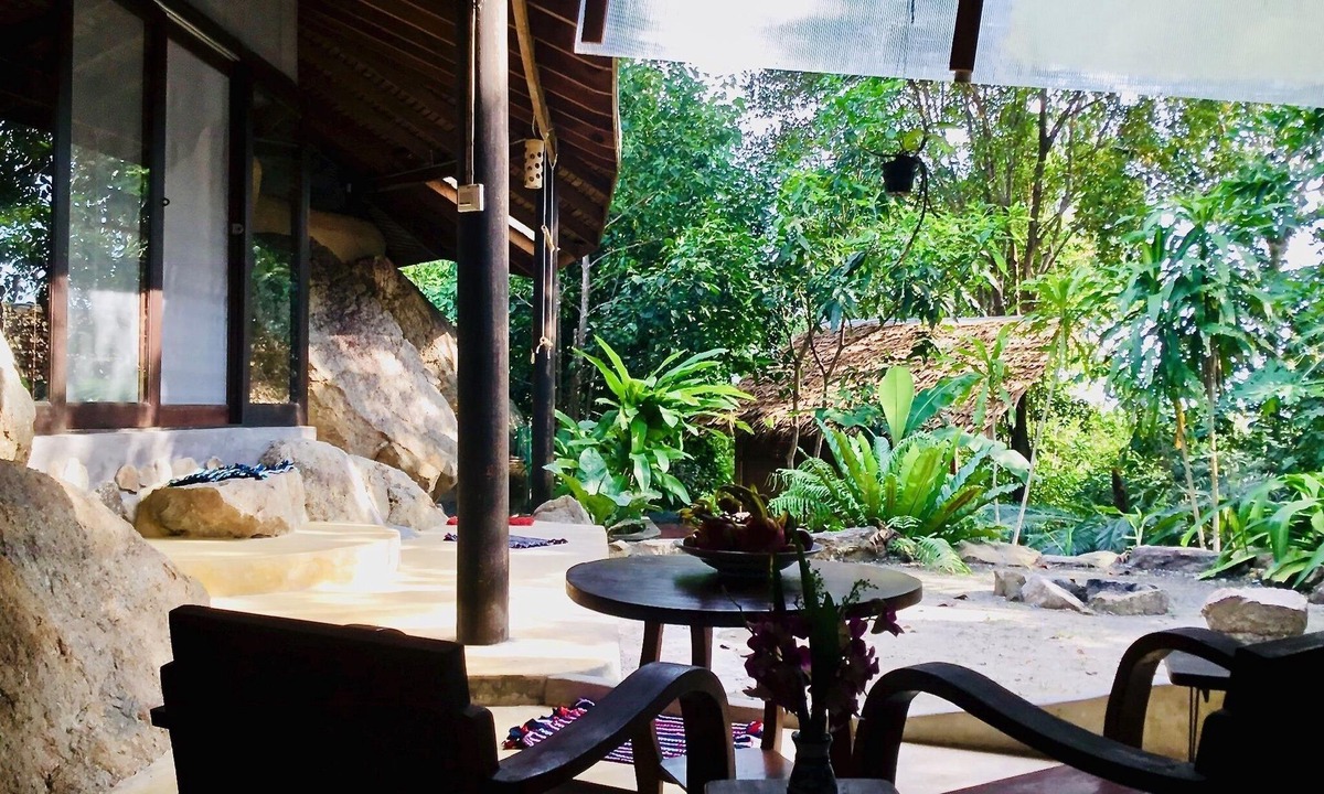 Haad Yao Villa | Charming natural hillside villa