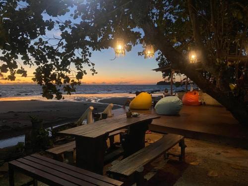 Ko Lanta Hotel | Coconut Lanta Resort @Klong Dow beach