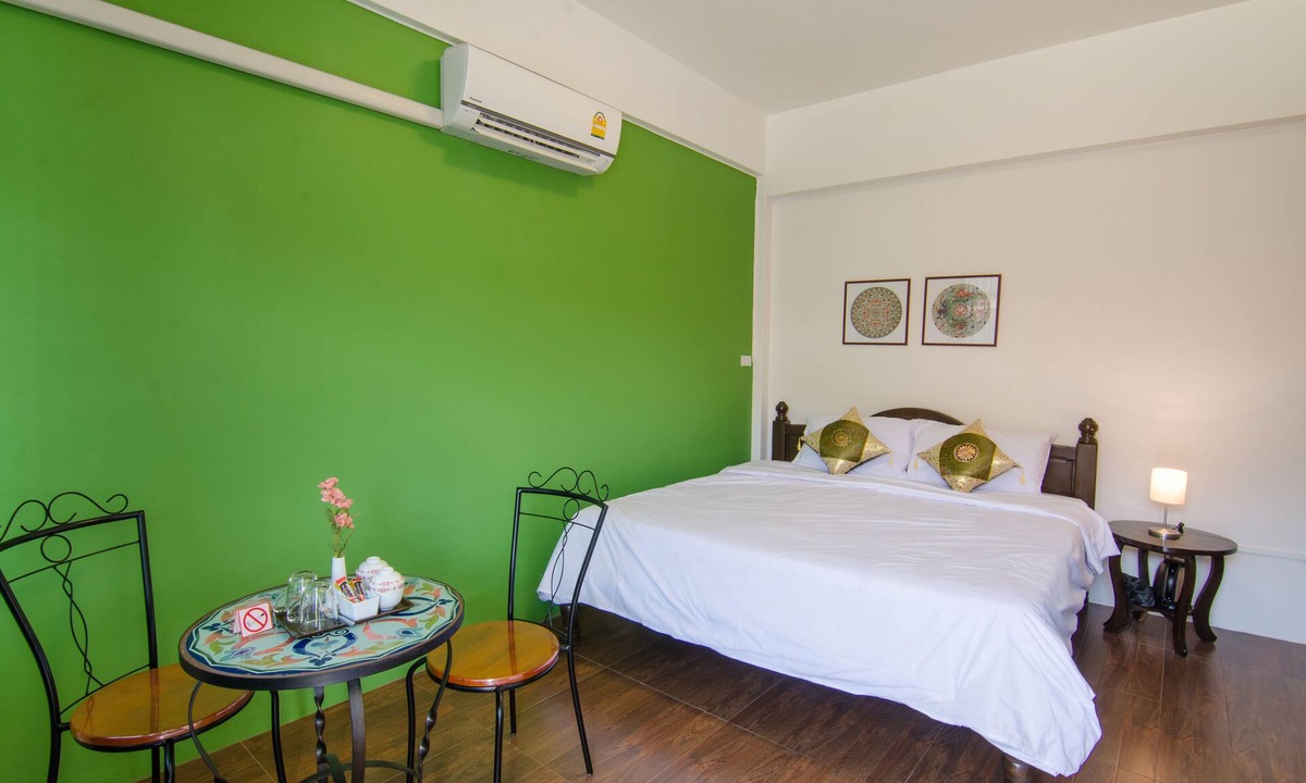 Trang House | Cosy, spacious room near the city centre