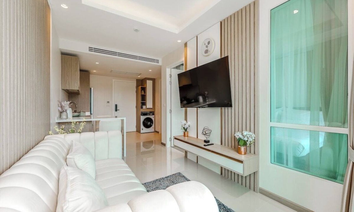 Phuket Apartment | CoWorking Pool-Gym-Game Room+Cinema the city C220