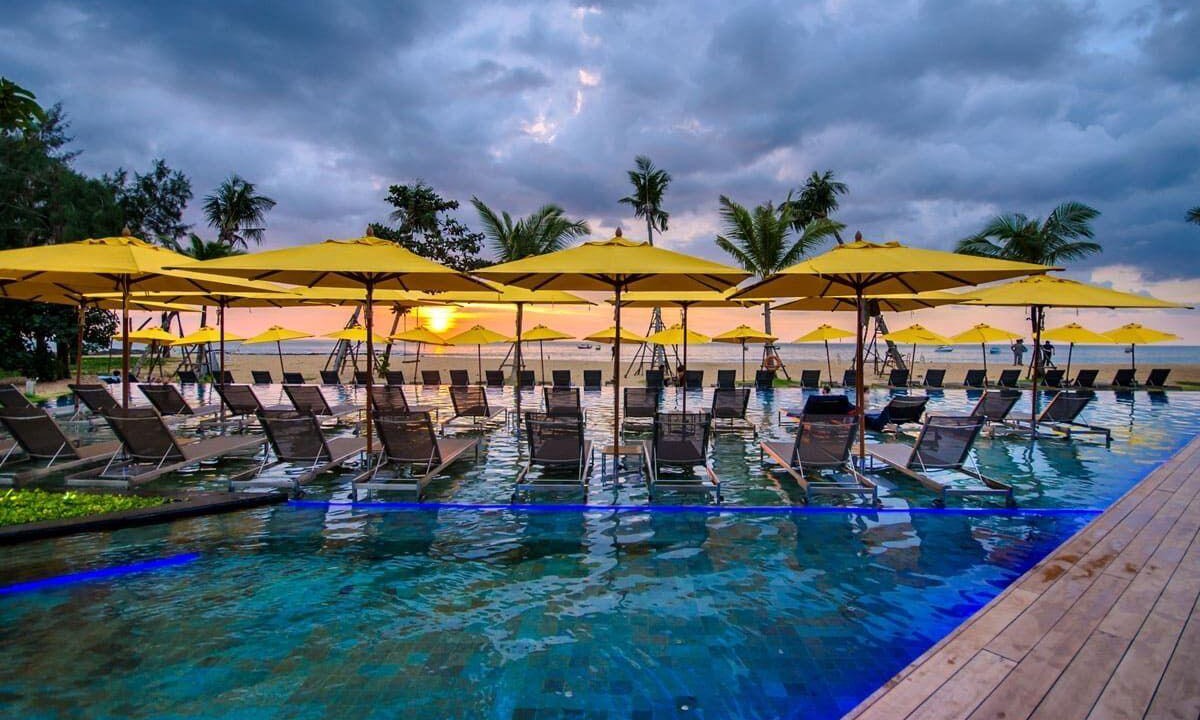 Khuekkhak Resort | Family room with Pool View 2 Adult +2 Children (F5)