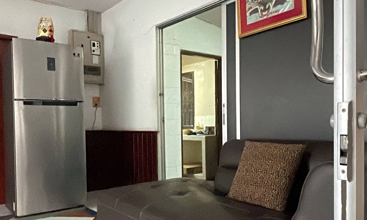 Lumphini House | Home rama4 near bts thong lor