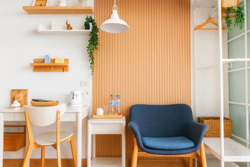 Lat Krabang Ski Chalet | Homeku Guesthouse Room 3 Cozy Stay Close to Suvarnabhumi Airport