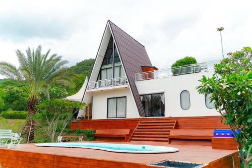 Kanchanaburi Apartment | Honey Queen Resort