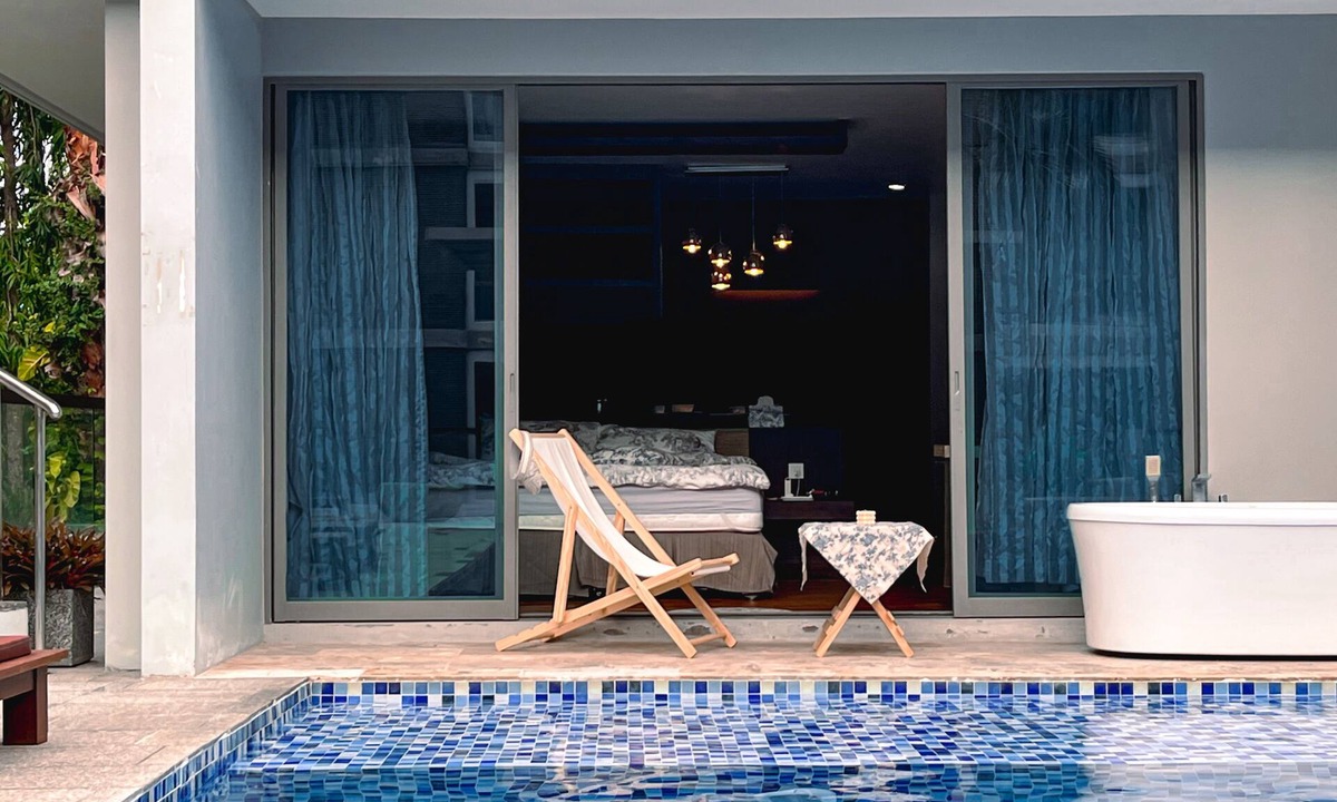 Bang Tao Condo | Instagramable 1br pool access apartment near Bangtao Beach