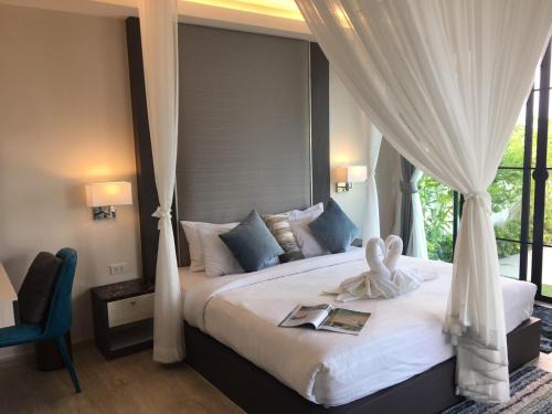 Cha-am Villa | La Playa Beach Front Pool Villa Cha-am,Huahin