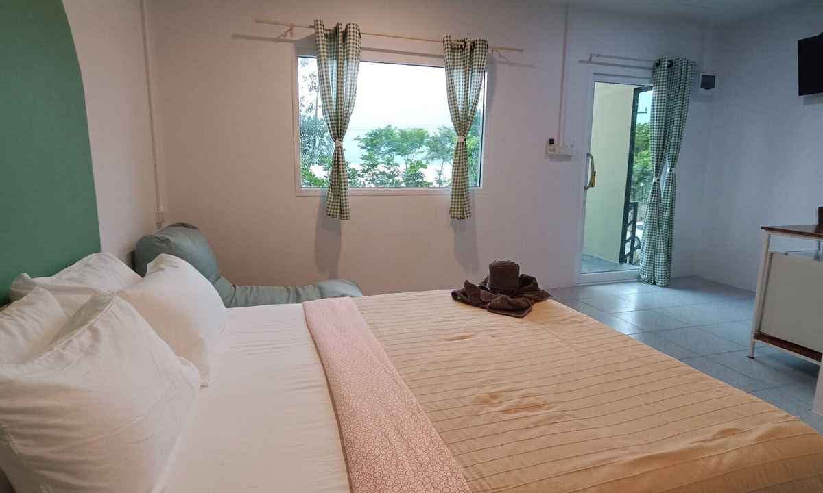 Huai Prik Bed & Breakfast | Lake Camp Resort