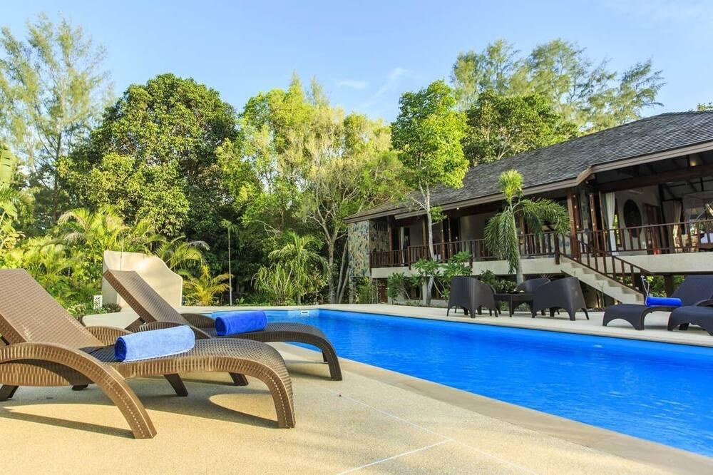 Nuea Khlong Villa | Luxury 2 Bedroom Pool Villa Baan Thammachaat !!