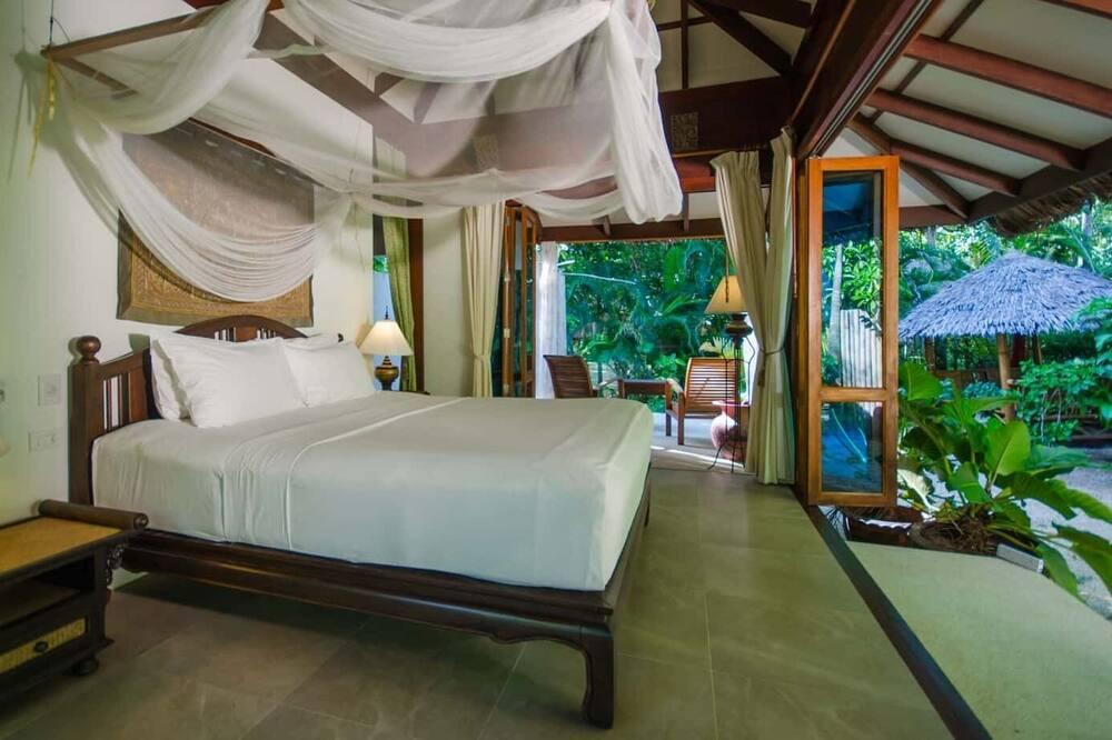 Nuea Khlong Villa | Luxury 3 Bedroom Villa Baan Raj !!