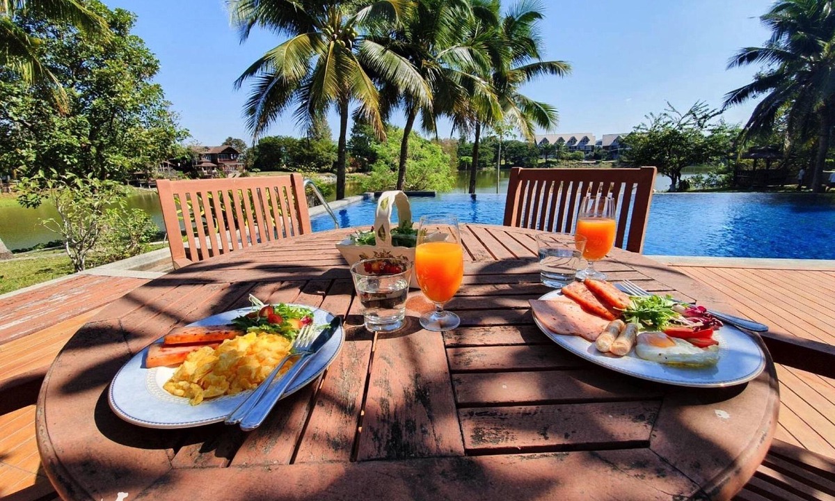 Khanong Phra Villa | LUXURY CABIN POOL VILLA, KHAO-YAI