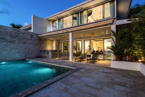 Moo 5 Villa | Luxury Duplex Ocean & Sunset View Villa
