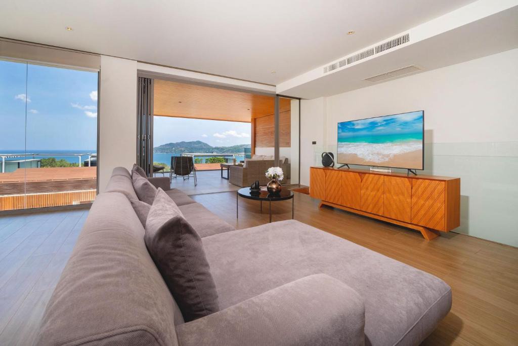 Patong Apartment | Luxury Ocean View 2BR Apartment 82 in Sapphire Bay Residence, near Patong and Paradise Beach