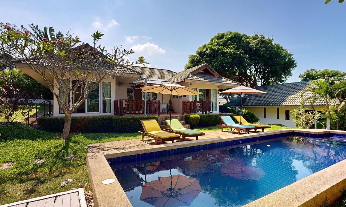 Moo 5 House | mit Schwimmbad 10 Personen Koh Samui by Interhome
