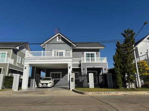 Chum Het House | MotoGP 15mins Gated Community Entire House
