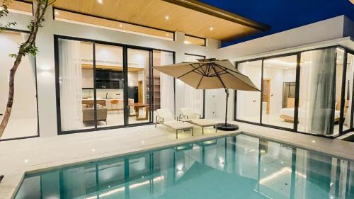 Chalong Villa | Mouana Residence Song Khun Chalong 5-bedroom Pool Villa 8910