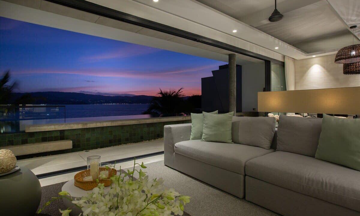 Moo 5 Villa | Muscat 3-Bedroom Villa with Beach Access