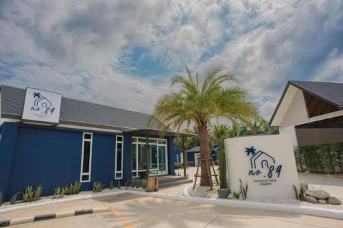 Tha Chana Hotel | No.89 Boutique Hotel