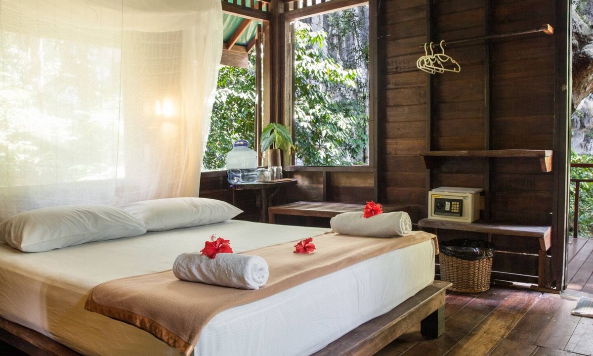 Khlong Sok Hotel | Our Jungle House