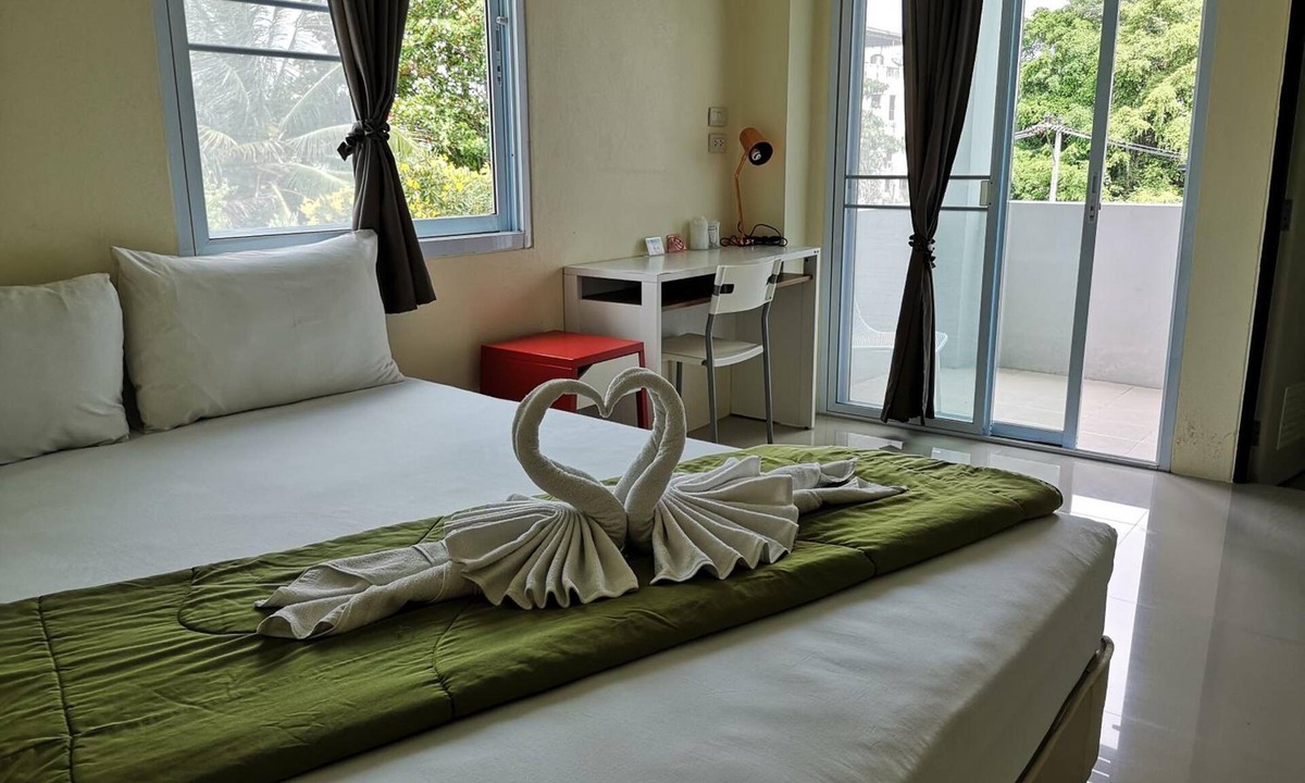 Talat Hotel | Papangkorn House