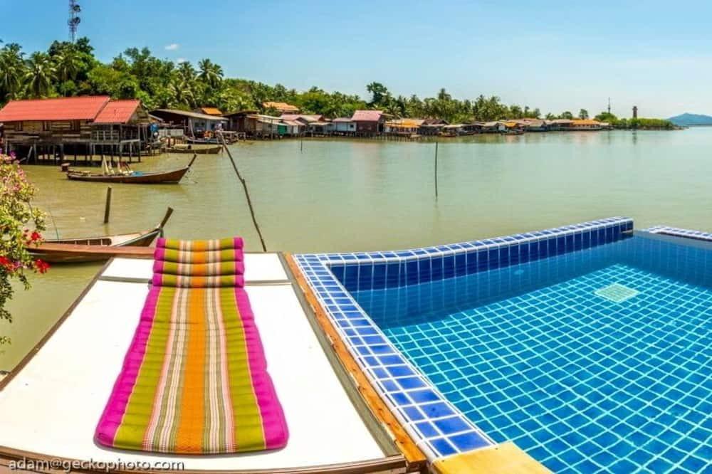 Ko Lanta Old Town Villa | Pool villa on the Andaman ocean