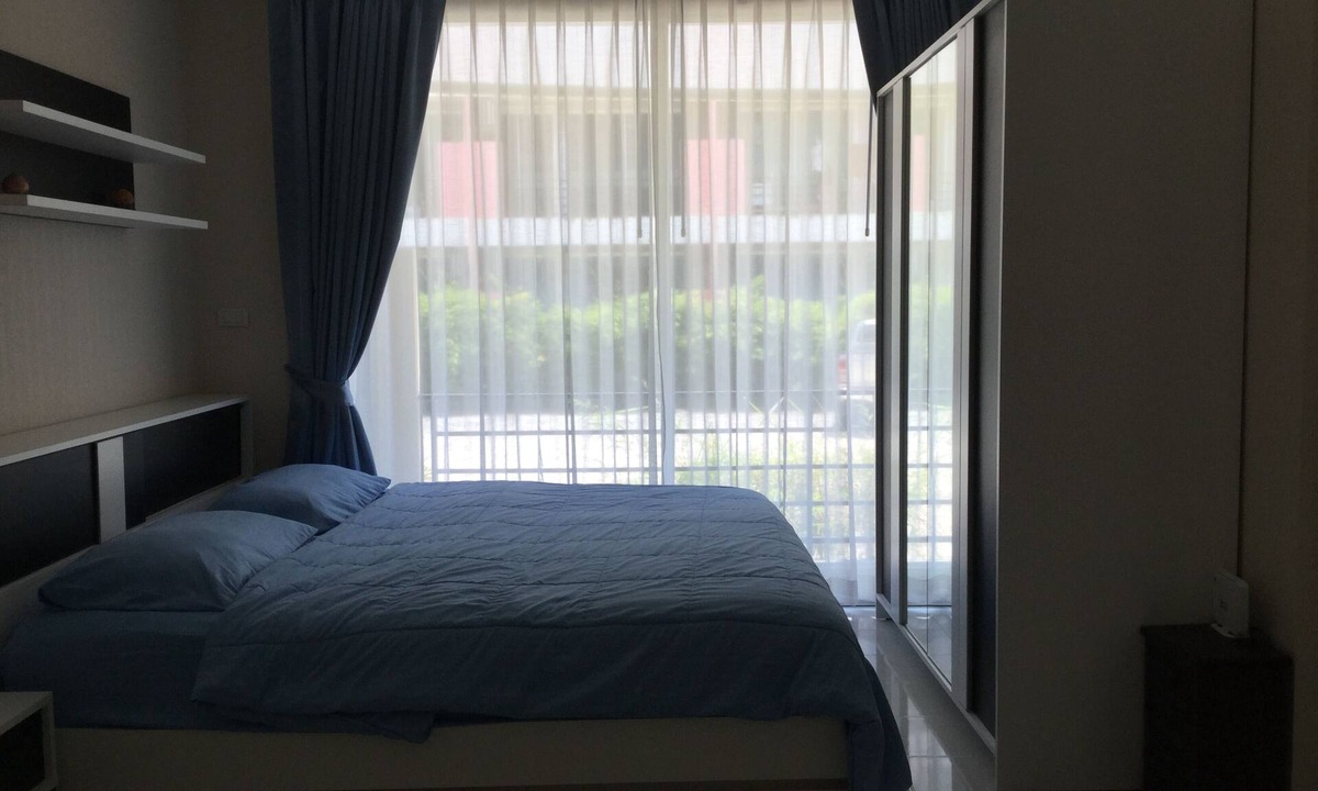 Phuket Condo | Romantic beach and calm