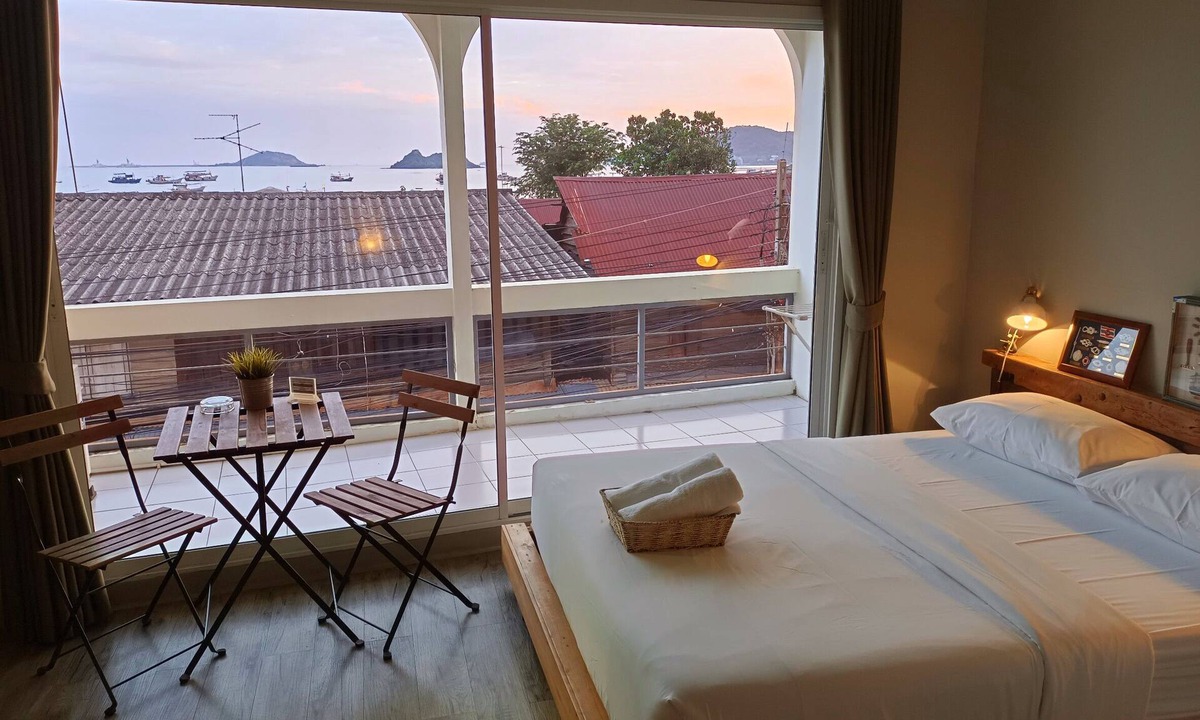 Sattahip Hostel | Sattahiptale Boutique Guest House & Hostel
