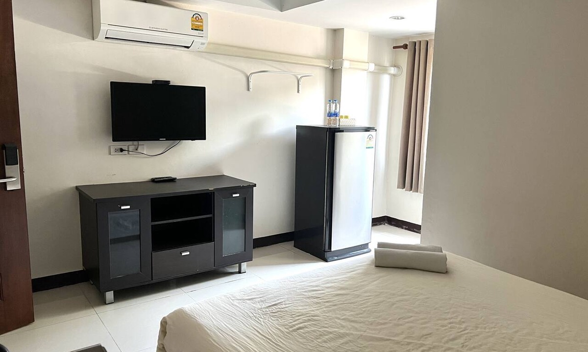 Tha Thaewawong Hotel | Sea Land View