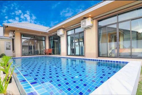 Hin Lek Fai Villa | Shirley's Villa 19 私家泳池独栋别墅