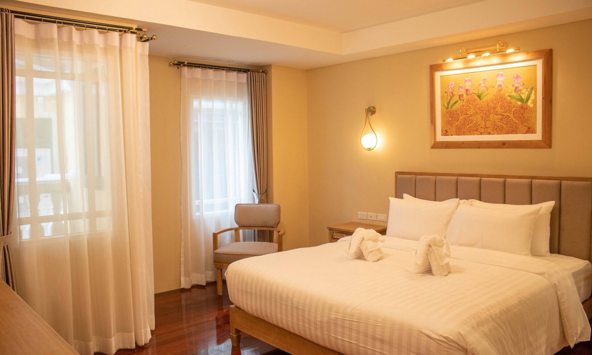 Samran Rat Hotel | Siri Ratchadamnoen Bangkok Hotel