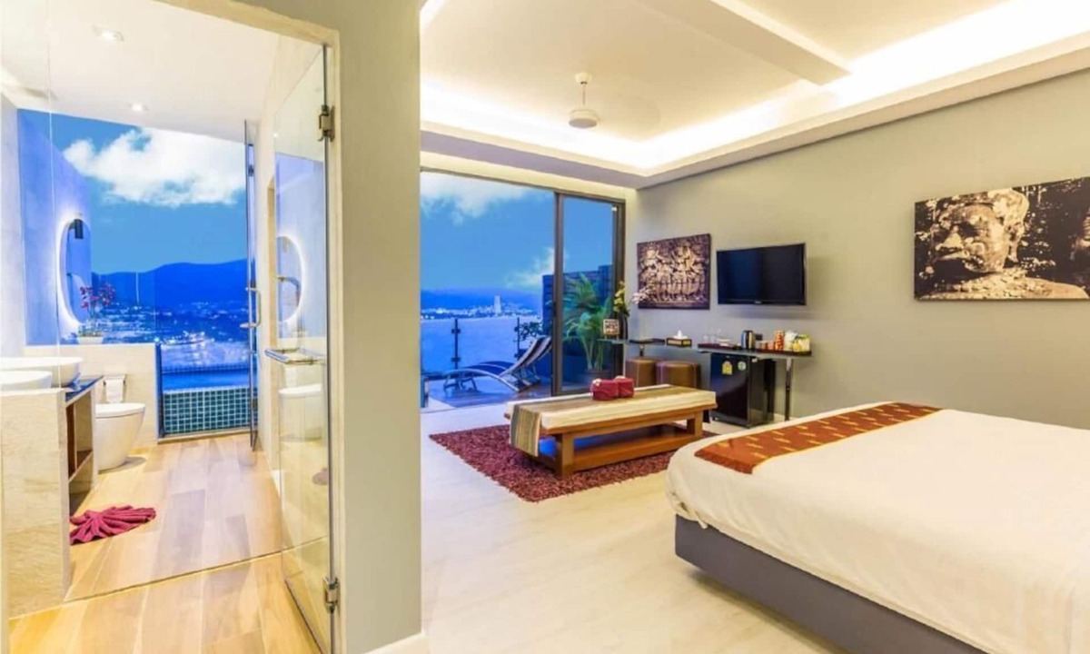 Patong Resort | Sky Suites Indochine Phuket (003)