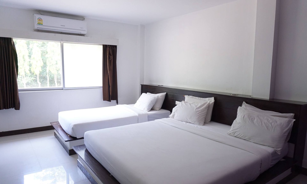 Chumphon Hotel | Sri Chumphon Hotel