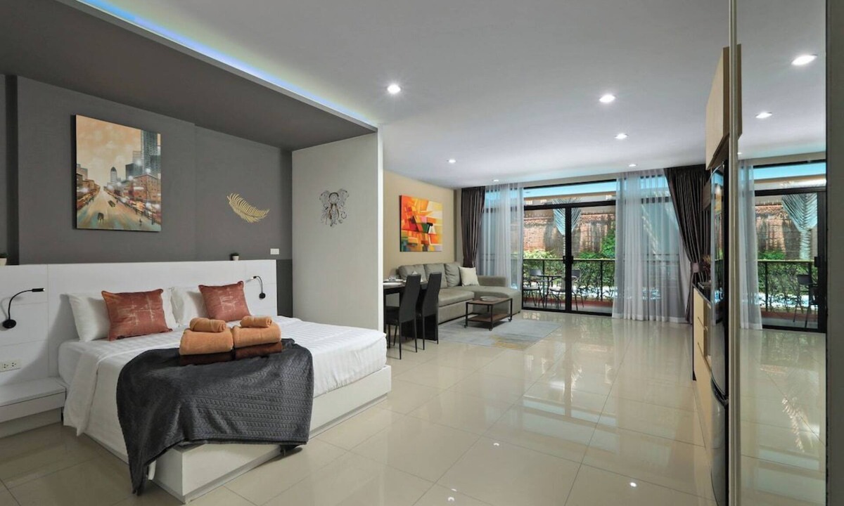 Nai Harn Apartment | Studio Pool Access Nai Harn Beach Capital Pro