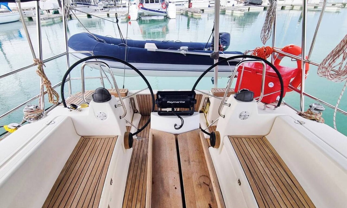 Ban Na Faek Boat Rental | Sun-Kissed Sailing Adventure in Phuket